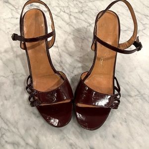 Vintage Etienne Aigner Ankle Strap heels in burgundy.  Size 7.5  7 1/2